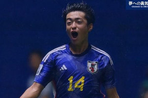 U17亚洲杯决赛 日本3-0十人韩国成功夺冠