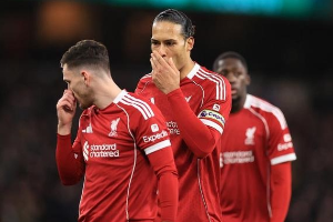 英超第29轮焦点战 利物浦1-2不敌狼队