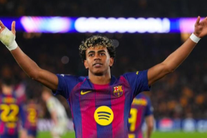 欧冠1/8决赛次回合巴萨8-3纽卡斯尔，热刺5-7马竞